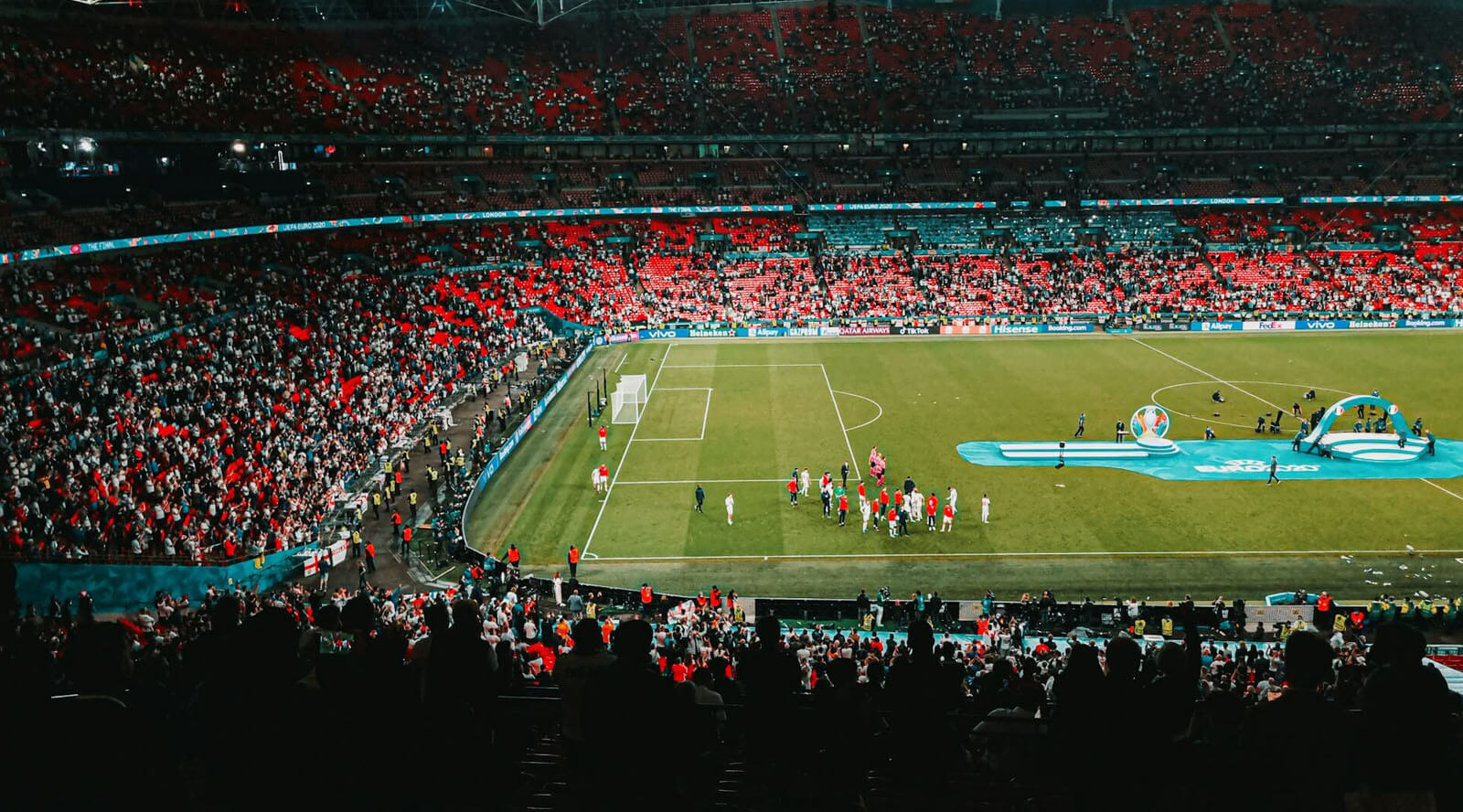 薛飞,战胜张本智,挺进新加坡,乐彩,乐彩体育,LeCai,乐彩体育官网