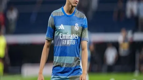 克雷莫內塞足球俱乐部深度解析